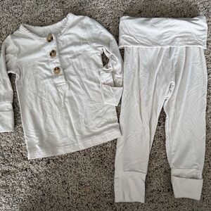 Caden Lane two piece bamboo set 6-12M